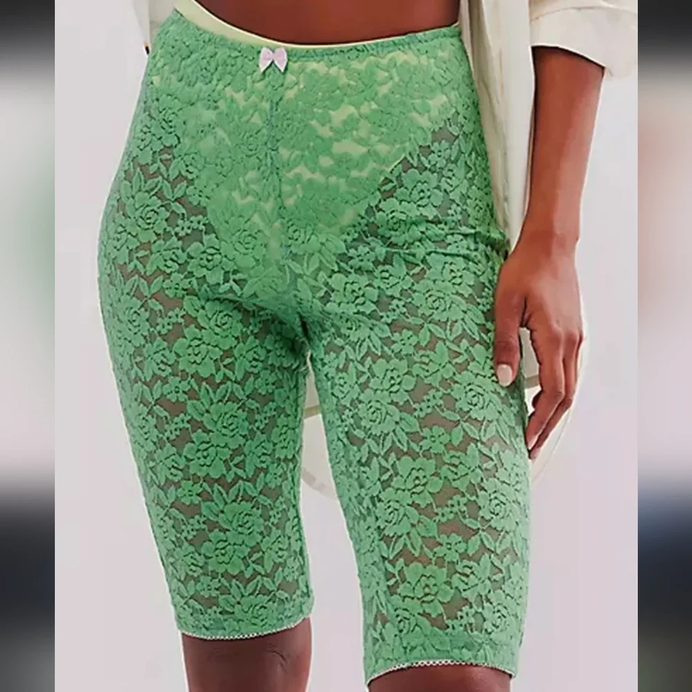 NEW Intimately Free People All Day Lace Capris green M - Picture 2 of 9